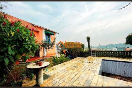 4_photo/94ce6229d1.a824f5d462c04ebd-ATLAS-2d7d39c1-d2cf-4831-84bf-59aaee0107cc.jpg de casa à venda com 3 quartos, 388m² em Jardim Santo Afonso, Guarulhos