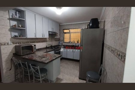 20_photo/94ce623139.c4d3958fd7b60bf2-ATLAS-dbb90bd2-e5ff-4855-b289-2f7583635842.jpg de casa à venda com 3 quartos, 200m² em Jardim Paulista, Guarulhos