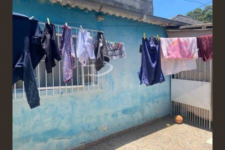 5_photo/94ce6232a9.98cf39ec7952f033-ATLAS-0fbb1f19-6d09-48a7-9355-c11bd2a6b56d.jpg de casa à venda com 4 quartos, 200m² em Vila Piracicaba, São Paulo