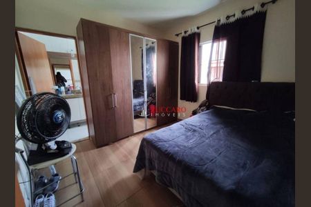 4_photo/94ce6235d1.0dc3729b3c90a81c-ATLAS-1a690ff6-4d4e-488b-bedb-99bf7a324940.jpg de casa à venda com 5 quartos, 149m² em Jardim Aruja, Guarulhos