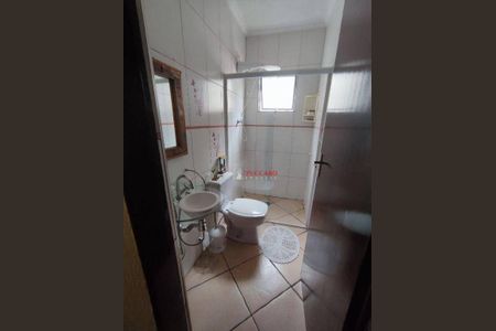 6_photo/94ce6235d1.3e7f510f1cf3b205-ATLAS-26a4bd7c-141b-4ebd-b6a3-43f648f7fd48.jpg de casa à venda com 3 quartos, 162m² em Jardim Aruja, Guarulhos