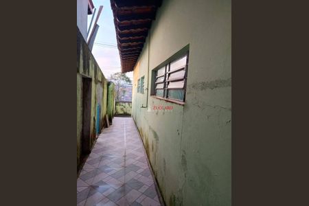 12_photo/94ce623665.ead0744c2329e0c8-ATLAS-d943a22c-6c07-4642-b1fc-8434d215cd2b.jpg de casa à venda com 3 quartos, 100m² em Jardim Aruja, Guarulhos