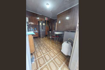 40_photo/94ce623b5d.2d6938c87eac75c7-ATLAS-8f3e3eea-7ecd-4718-bbc0-ac72538bc298.jpg de casa à venda com 2 quartos, 181m² em Jardim Brasil, Guarulhos