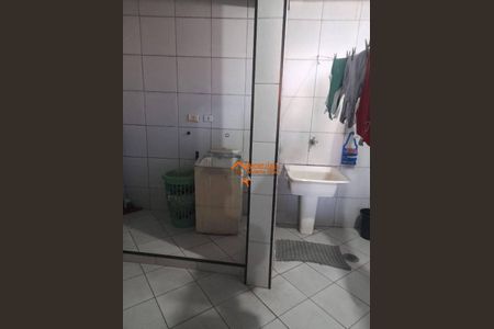 1_photo/94ce623bd5.42fc04046762a4be-ATLAS-a1bb60ee-e6c1-4b36-b805-0b5c1d1a0f40.jpg de casa à venda com 3 quartos, 213m² em Jardim Leblon, Guarulhos