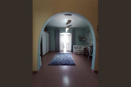 6_photo/94ce623e55.babe959d6209cc9d-ATLAS-feaaa54e-e3fa-4908-973f-b5d9cdb13ebb.jpg de casa à venda com 3 quartos, 246m² em Parque Industrial Cumbica, Guarulhos