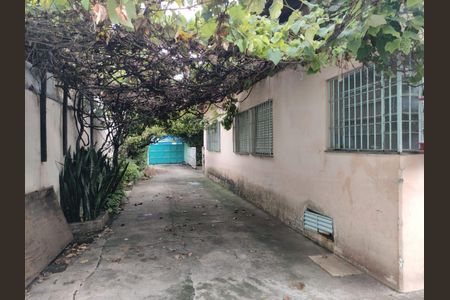 5_photo/94ce623eb5.d04b58cb1ba7e780-ATLAS-c41548bf-0990-4c2d-a9fb-9fdec47d1441.jpg de casa à venda com 4 quartos, 718m² em Jardim Bela Vista, Guarulhos