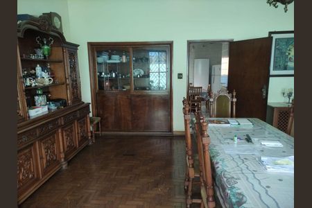 7_photo/94ce623eb5.d04b58cb1ba7e780-ATLAS-e81d16a2-3bb4-4b05-bea0-0f7ff122502c.jpg de casa à venda com 4 quartos, 718m² em Jardim Bela Vista, Guarulhos