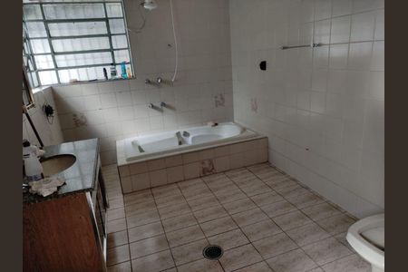 11_photo/94ce623eb5.d04b58cb1ba7e780-ATLAS-fd6d7741-d6b6-47c3-a7aa-34c460772b2d.jpg de casa à venda com 4 quartos, 718m² em Jardim Bela Vista, Guarulhos