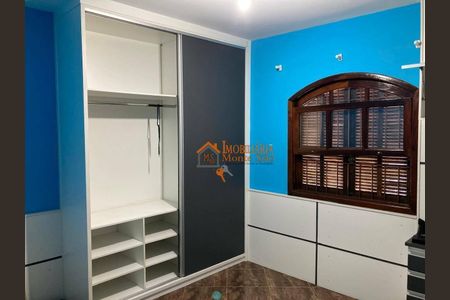 12_photo/94ce6242a3.ceff8192393c33de-ATLAS-e94188c5-b6f5-4991-8dcd-90c4bff3e08a.jpg de casa à venda com 3 quartos, 245m² em Parque Sao Miguel, Guarulhos