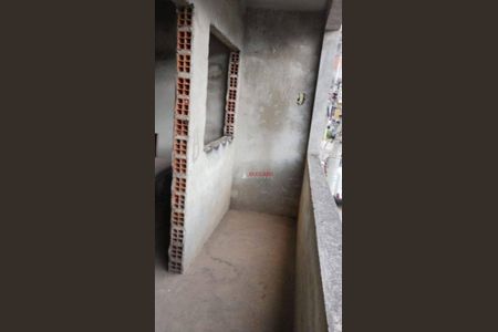 23_photo/94ce62492d.6282cb7c9e169511-ATLAS-caf6bd5b-1678-4cab-8667-bd3f8f504ef4.jpg de casa à venda com 4 quartos, 350m² em Jardim dos Pimentas, Guarulhos