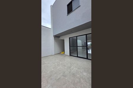 12_photo/94ce6255ed.5b99c13e7c24bddf-ATLAS-88e8a89f-8daf-4a89-bbc7-3b859fcff43a.jpg de casa à venda com 3 quartos, 140m² em Conjunto Marcos Freire, Guarulhos