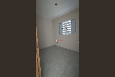 5_photo/94ce6255ed.5d0864df319e2ef9-ATLAS-572733c8-bbea-4946-8449-2e80dc56f46e.jpg de casa à venda com 3 quartos, 88m² em Conjunto Marcos Freire, Guarulhos