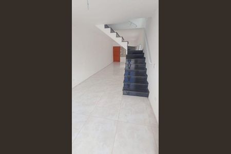 5_photo/94ce6255f3.09604b2c146ebc17-ATLAS-8a671ac4-3ff3-4f30-b3d4-c73c40e9aca8.jpg de casa à venda com 3 quartos, 95m² em Conjunto Marcos Freire, Guarulhos