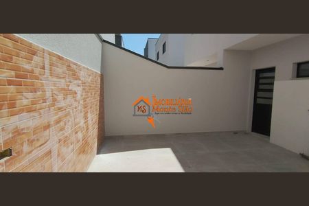 6_photo/94ce6255fb.5a85c5bdfef41cf9-ATLAS-62b438fa-81a3-4b86-a75a-3bab57192b2b.jpg de casa à venda com 3 quartos, 100m² em Conjunto Marcos Freire, Guarulhos