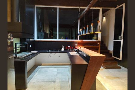 9_photo/94ce625665.524c4fcdd351d82c-ATLAS-b9841563-76ca-458b-b84a-9dd6a4e46ff9.jpg de casa à venda com 4 quartos, 450m² em Conjunto Marcos Freire, Guarulhos