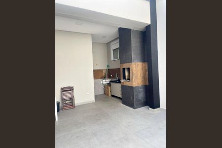 1_photo/94ce6257f1.a49d907f0912b726-ATLAS-2244773c-28f3-4929-b43f-46de4e2b4eae.jpg de casa para alugar com 3 quartos, 130m² em Parque Jandaia, Guarulhos