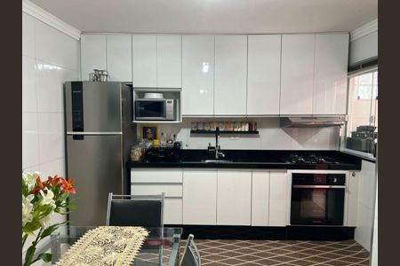 12_photo/94ce625eb3.6f27a2e4fa85bae9-ATLAS-c392bcb1-1e7e-45e4-83bb-40a7bebd3093.jpg de casa à venda com 2 quartos, 114m² em Parque Jandaia, Guarulhos