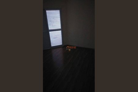 8_photo/94ce6260c5.ceff8192393c33de-ATLAS-2ef03e09-170a-4249-89cc-aa3c3ccdaf71.jpg de casa à venda com 3 quartos, 150m² em Jardim Nova Cidade, Guarulhos