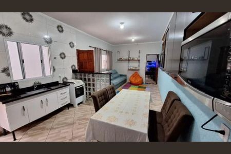 5_photo/94ce6261b9.56f87905458f71eb-ATLAS-b8b2eef7-bddd-4492-b2d6-f4c3d6d15e1a.jpg de casa à venda com 2 quartos, 175m² em Jardim Nova Cidade, Guarulhos