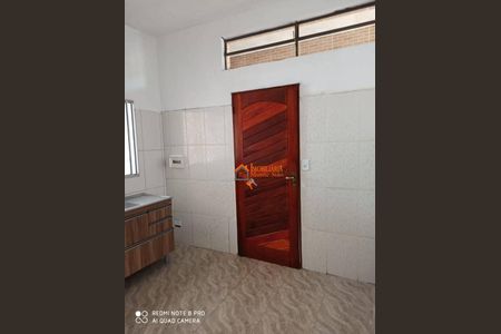 11_photo/94ce6263b9.ceff8192393c33de-ATLAS-8295920b-34da-4cee-8f79-8ca9f3fbff8e.jpg de casa à venda com 5 quartos, 125m² em Jardim Nova Cidade, Guarulhos