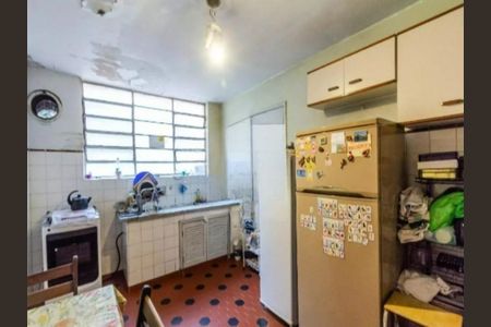 8_photo/94ce6265b9.ac3c07802b20cd30-ATLAS-b1719916-2edd-4e8a-bc1c-7295e030d083.jpg de casa à venda com 4 quartos, 235m² em Parque Jurema, Guarulhos