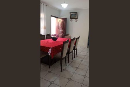 12_photo/94ce6269f5.72dbb2e2e315c7ab-ATLAS-d3b669c8-0ac4-469d-95d9-94656d336af5.jpg de casa à venda com 3 quartos, 310m² em Parque Jurema, Guarulhos