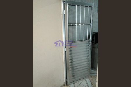 6_photo/94ce626c8b.e3da74daae84817a-ATLAS-6a7da7ed-7fc0-48dc-9736-9a0e9c7a24b1.jpg de casa à venda com 3 quartos, 200m² em Parque Jurema, Guarulhos