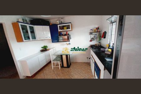 8_photo/94ce626d4f.bfd7f7cde0df2afa-ATLAS-89ab72be-0980-47f6-8d70-b376b9bb8e83.jpg de casa à venda com 2 quartos, 60m² em Cidade Parque Alvorada, Guarulhos