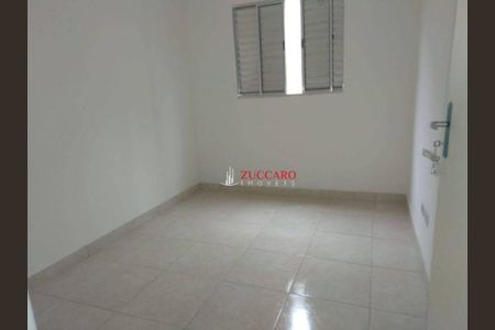 4_photo/94ce627041.28ae82bf78ffcf02-ATLAS-b8b27b72-1f57-43b1-b7a2-d6d8f9d1b58d.jpg de casa à venda com 2 quartos, 60m² em Parque das Nacoes, Guarulhos
