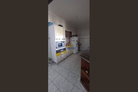 5_photo/94ce627093.14be72f851f11d21-ATLAS-3c65a0b0-b9a2-4e6c-9b9f-d536dbb34c65.jpg de casa à venda com 6 quartos, 270m² em Parque das Nacoes, Guarulhos