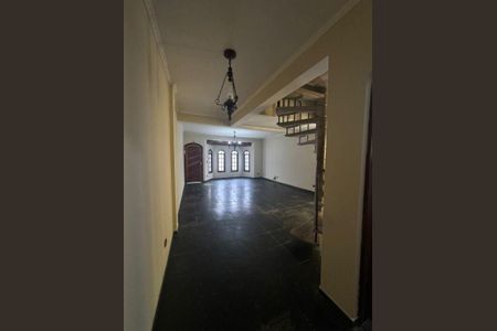 5_photo/94ce627295.c4a86b3c211625c7-ATLAS-b465eb02-7199-4d5e-afd6-0e5f99a06d51.jpg de casa para alugar com 3 quartos, 180m² em Cidade Parque Alvorada, Guarulhos