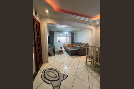 4_photo/94ce6272df.e32b511dab847c4b-ATLAS-91992369-83ef-4e85-b524-9712917d31e7.jpg de casa à venda com 3 quartos, 137m² em Cidade Parque Alvorada, Guarulhos