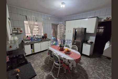 4_photo/94ce6275d1.e6f02a1e96aef2b1-ATLAS-0fe87c8c-dac2-414a-a9d1-11610acec459.jpg de casa à venda com 3 quartos, 169m² em Cidade Parque Brasilia, Guarulhos