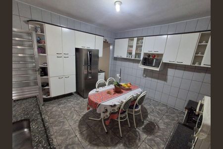 6_photo/94ce6275d1.e6f02a1e96aef2b1-ATLAS-128fbd52-fb2d-4064-b908-9e69fe0a860f.jpg de casa à venda com 3 quartos, 169m² em Cidade Parque Brasilia, Guarulhos