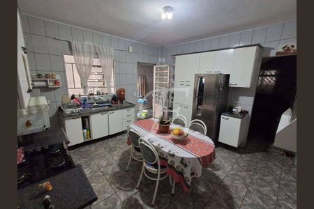 4_photo/94ce6275d1.e6f02a1e96aef2b1-ATLAS-6899d1f3-74e7-44e2-95bb-3422d845fb2e.jpg de casa à venda com 3 quartos, 169m² em Cidade Parque Brasilia, Guarulhos