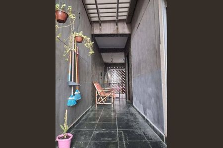 11_photo/94ce6275d1.e6f02a1e96aef2b1-ATLAS-fd4b9d21-aae7-43c2-8a1e-0673ffec4c76.jpg de casa à venda com 3 quartos, 169m² em Cidade Parque Brasilia, Guarulhos