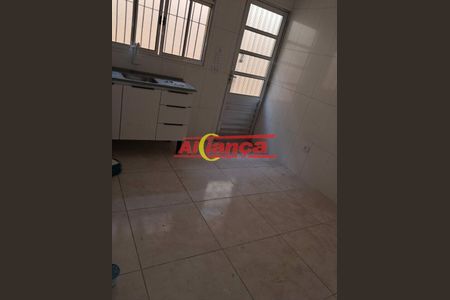 3_photo/94ce627963.8ae1cb5ed2a1280b-ATLAS-3d3c124f-6350-4fd6-bfa6-c30d99f4ca0f.jpg de casa à venda com 2 quartos, 49m² em Jardim Albertina, Guarulhos