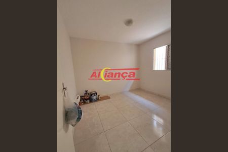 6_photo/94ce627963.8ae1cb5ed2a1280b-ATLAS-4f2fa2c3-7f6d-43d3-9bbe-4fe0c5c8b86a.jpg de casa à venda com 2 quartos, 49m² em Jardim Albertina, Guarulhos