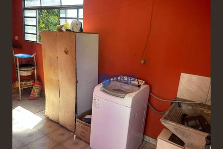 11_photo/94ce6279d3.ab9d896be0e39e09-ATLAS-d50b16b2-9014-40bb-86ea-0579d3d832a1.jpg de casa à venda com 3 quartos, 255m² em Jardim Albertina, Guarulhos