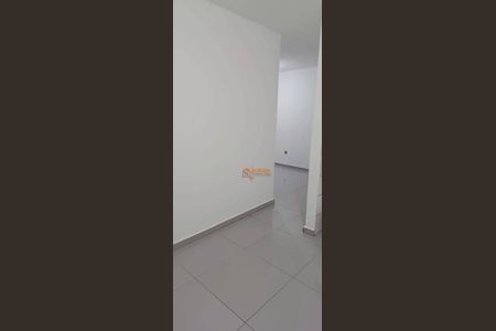 4_photo/94ce62882d.73592b1821c07607-ATLAS-c0fa5dc2-5192-4dba-8a84-8752feabab3c.jpg de apartamento à venda com 2 quartos, 48m² em Jardim Nova Cidade, Guarulhos