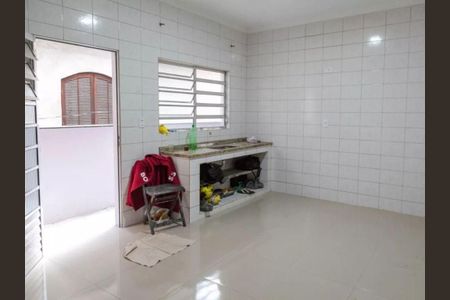 6_photo/94ce629205.f9fd596f8c1c84e9-ATLAS-2d03643d-1b1b-425c-8448-6aaabb0a1705.jpg de casa à venda com 4 quartos, 240m² em Água Chata, Guarulhos