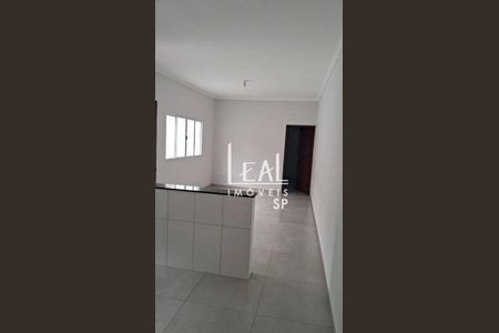 2_photo/94ce62be31.cdd4f02be08f0036-ATLAS-305db263-dfb7-45ad-a937-0417eadcfdcf.jpg de casa à venda com 2 quartos, 63m² em Parque Piratininga, Itaquaquecetuba