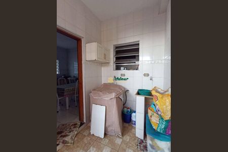 16_photo/94ce62be37.a231a6350cc46f13-ATLAS-a874ae76-58c4-41e6-b153-4902f8ff0f28.jpg de casa à venda com 4 quartos, 265m² em Parque Piratininga, Itaquaquecetuba