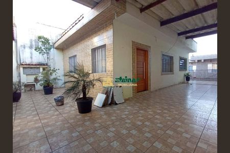 6_photo/94ce62be37.a231a6350cc46f13-ATLAS-eef022f9-b085-48e7-a28f-8855d9054591.jpg de casa à venda com 4 quartos, 265m² em Parque Piratininga, Itaquaquecetuba