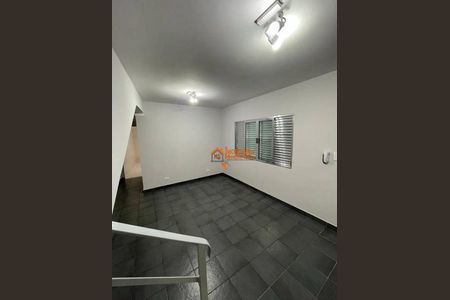 6_photo/94ce62f543.7b56d0c17c64b4da-ATLAS-cbadfc88-49ce-4b6f-bd1d-fcd59f6c3cb8.jpg de casa para alugar com 2 quartos, 118m² em Parque Maria Helena, Guarulhos
