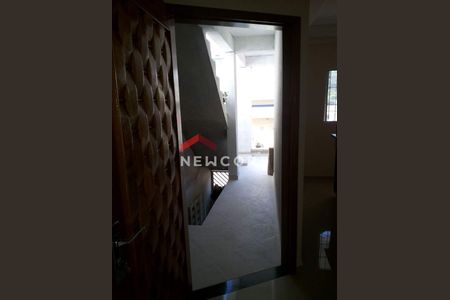 3_photo/94ce62f9d3.588d4a7fb74764b6-ATLAS-28dc2bd4-6300-42d2-ab6d-6072bd90bb8e.jpg de casa à venda com 6 quartos, 175m² em Sítio São Francisco, Guarulhos