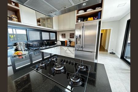 4_photo/94ce62fc4f.7b3cc3b60948e628-ATLAS-d9b5eb78-007a-482a-85d1-9444694a5886.jpg de casa à venda com 3 quartos, m² em Pimentas, Guarulhos