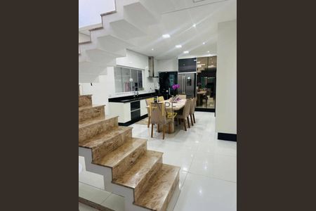 9_photo/94ce6301d5.3aa916136add0e3f-ATLAS-439a5a72-e455-4d69-a596-13928eeaa0ea.jpg de casa à venda com 3 quartos, 200m² em Itaím, Guarulhos