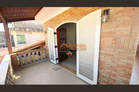 8_photo/94ce630de7.ceff8192393c33de-ATLAS-3d7abf44-33a7-477e-b1d5-e697b8ea81aa.jpg de casa à venda com 4 quartos, 240m² em Itaím, Guarulhos