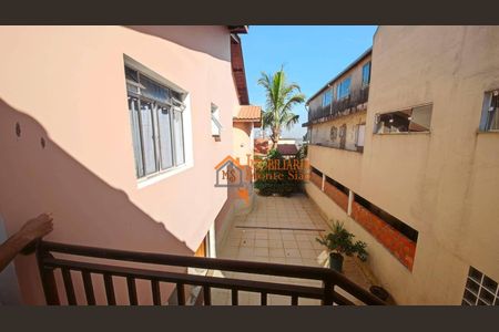 5_photo/94ce630f05.1ec89c7cbdfc8b9a-ATLAS-ab0aab57-8d2e-4642-a9fa-7bcbc22c73ef.jpg de casa à venda com 4 quartos, 240m² em Itaím, Guarulhos